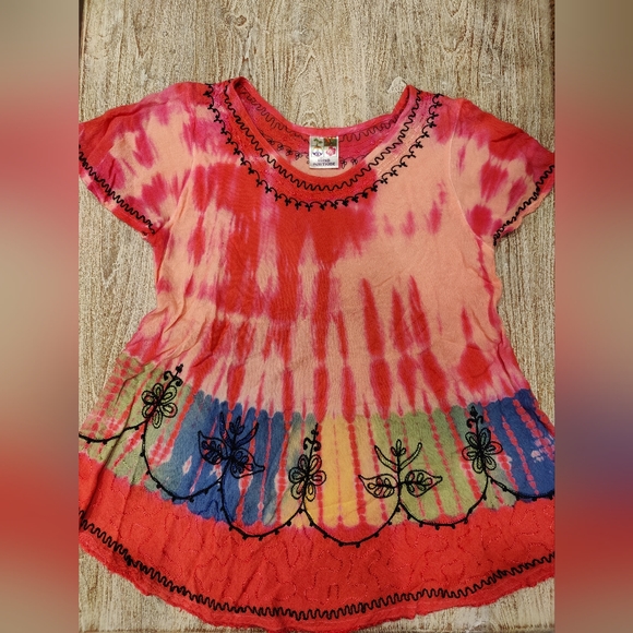 3 for 25!!!! ASHLEY INTERNATIONAL Bermuda shorts and 2 TOPS!! - Picture 9 of 14